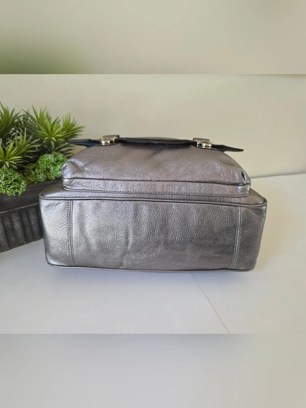 Coach Poppy Pushlock Metallic Leather Tote Y2K Silver Gray